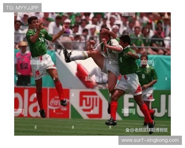 顶级球星青睐的足球鞋品牌揭秘 谁穿哪双鞋成为场上关键武器 顶级球星青睐的足球鞋品牌揭秘 谁穿哪双鞋成为场上关键武器